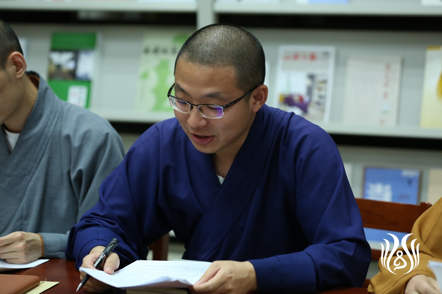 普陀讲寺僧伽培训班开展政策法规学习