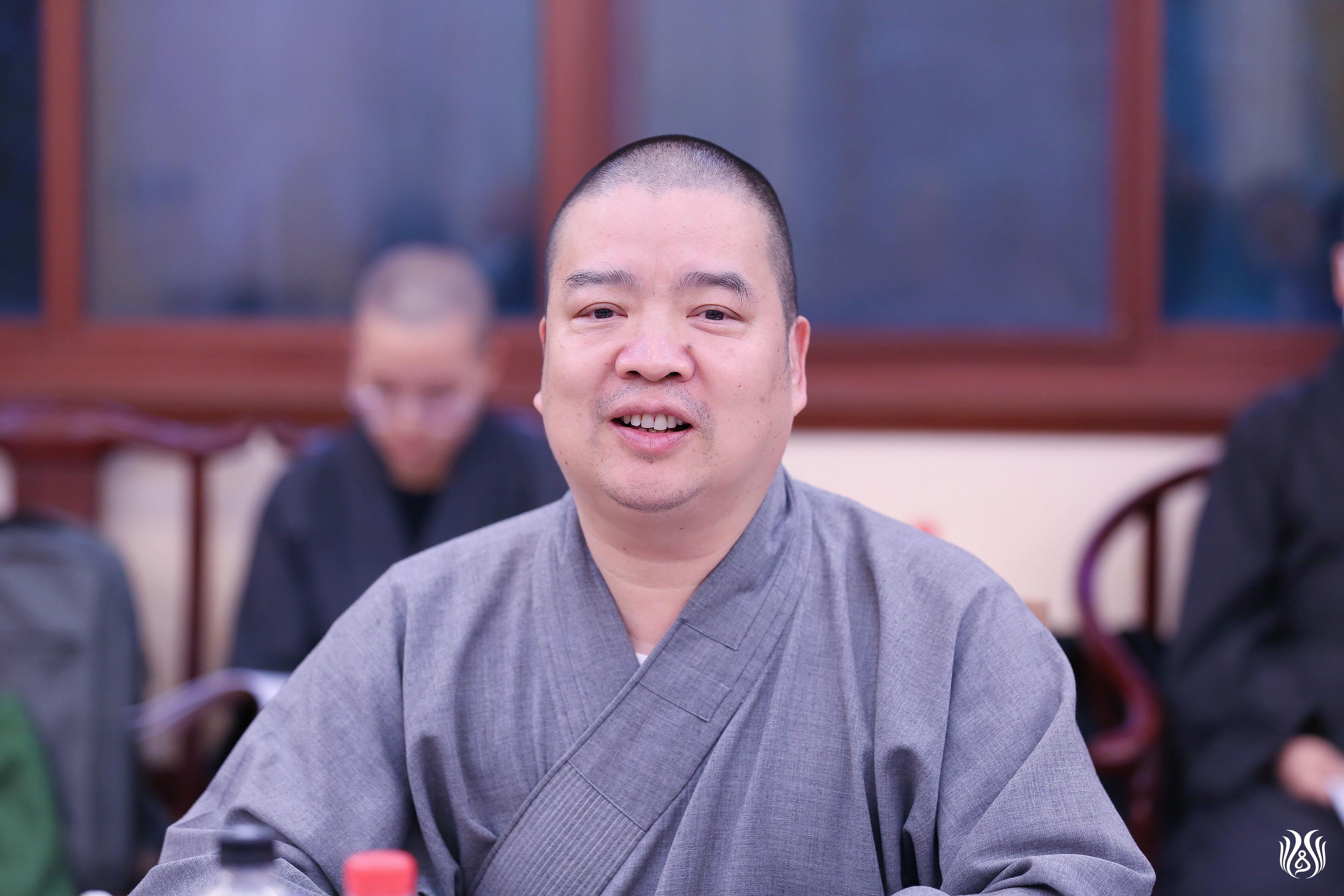 02佛教建筑专业研究生导师能进法师.JPG