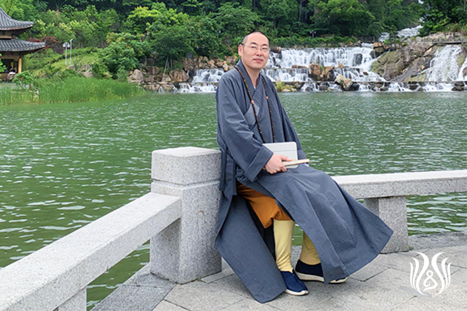 02天台学专业研究生导师净旻大和尚.jpg