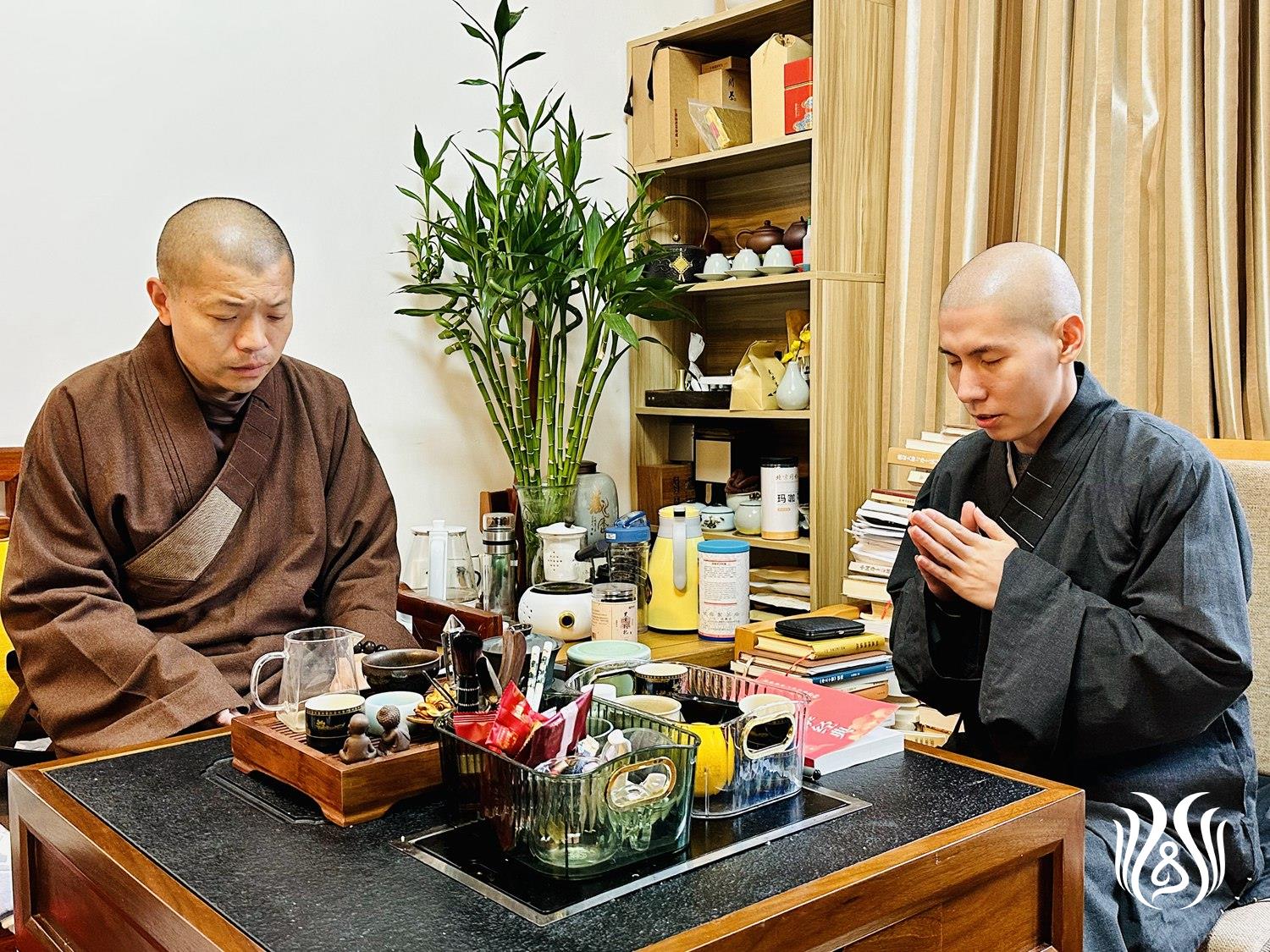 3 爱一师背诵《修华严奥旨妄尽还源观》.jpg