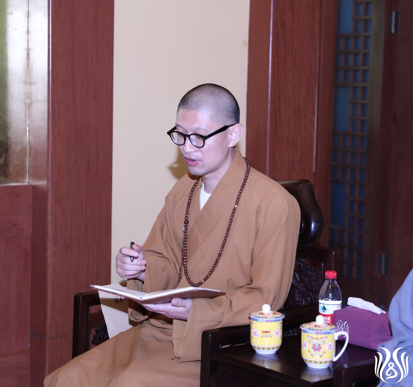 院长道慈大和尚主持召开中国佛学院普陀山学院院长办公会议